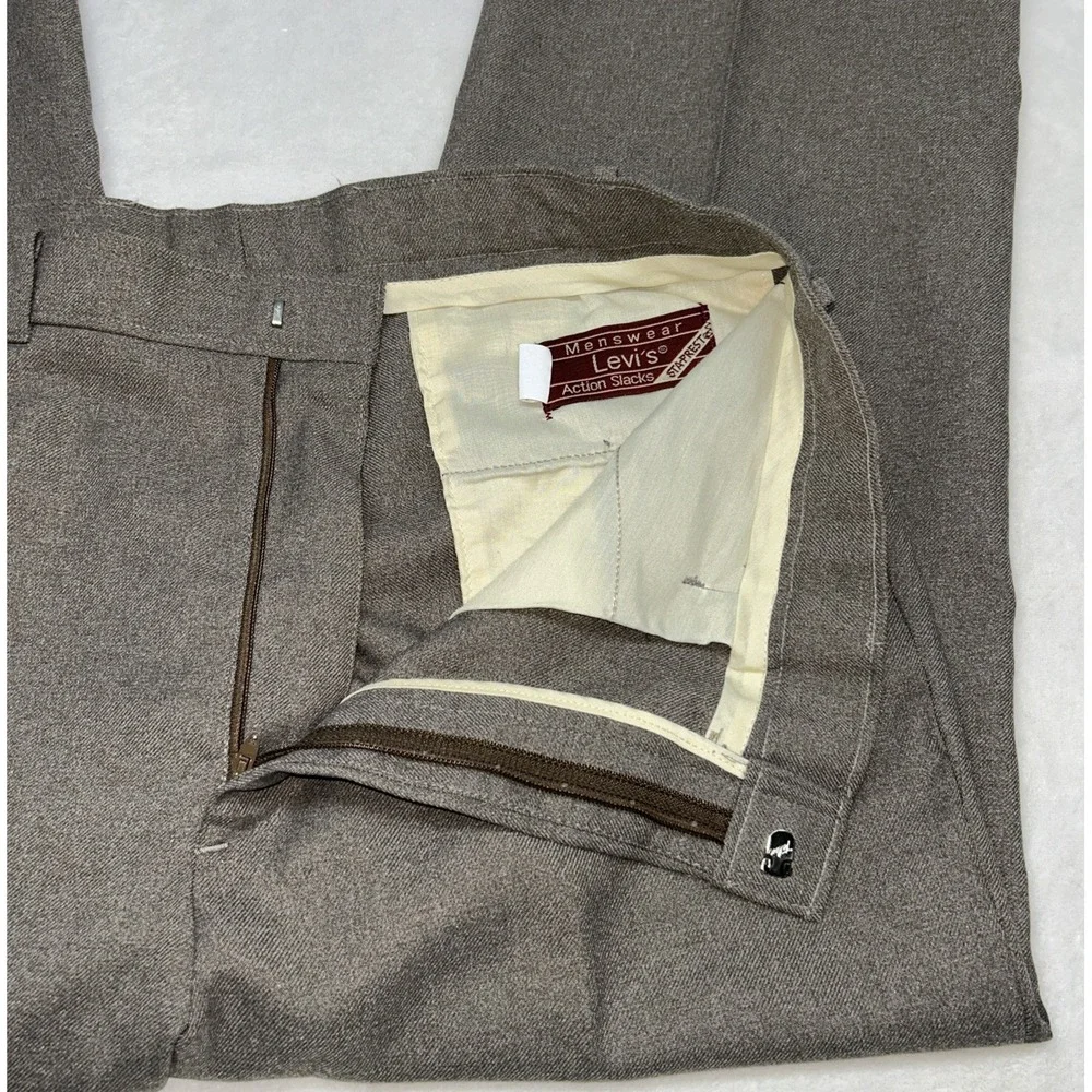 Vintage 80s Levis Menswear Action Slacks Pleated Mens 36x27 Brown‎ Sta-prest